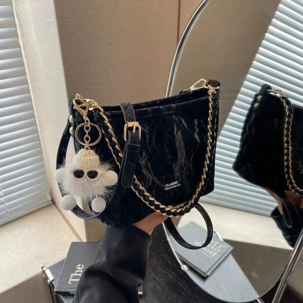 Trendy Bucket Shaped Bag Supply - Image 4