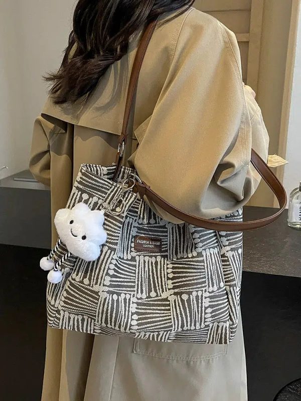 Geometric Pattern Tote Bag Online